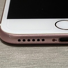 iPhone 7 128GB SIMロック解除済み! 新品バッテリー交換済み!の画像