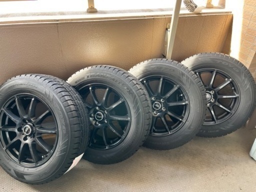 スタッドレスタイヤ　ホイールセット　17インチ