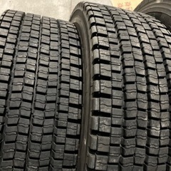 2021年製 DUNLOP 245/70R19.5 2本価格 低床増トン中型トラック 冬タイヤ