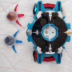 [本日最終]ウルトラマンルーブ　変身アイテム＋クリスタル多数　売りますの画像