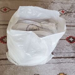 使い捨て・室内用スリッパ　大人用約35足、子供用1足の画像
