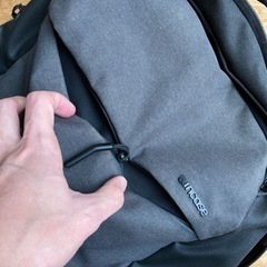 Incase インケース　City Compact Backpack【一部破損有】の画像