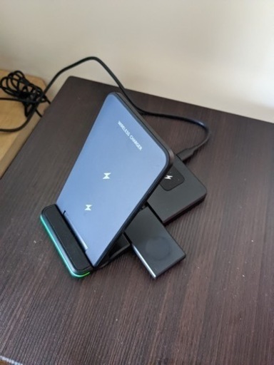 ワイヤレス充電器