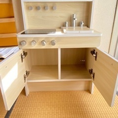 子供用キッチンおままごと(お話中)の画像