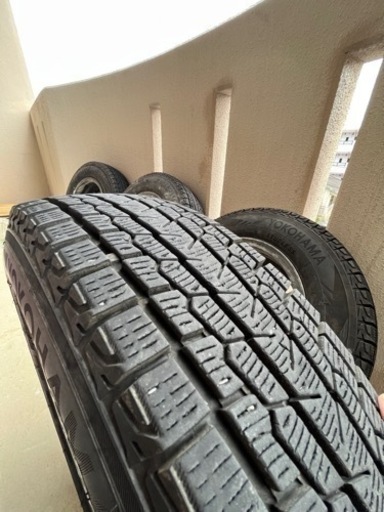 YOKOHAMA ice GUARD G075 175/80R16 新型ジムニー 用 アルミホイールとスタッドレスタイヤ４本セット