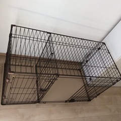 犬　ゲージ　2ルーム　トイレルーム　屋根付き　ドッグフードおまけ付き　トイレ仕切り　美品の画像