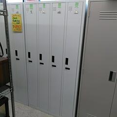 在庫あり！４人用ロッカー　スチールロッカー　鍵付き