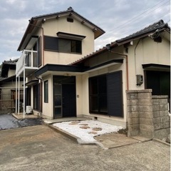 【可児市下恵土4LDK戸建】駐車場3台、ペット可