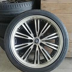 タイヤ、ホイール19インチ