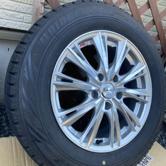 中古スタッドレス　ホイール４本の画像