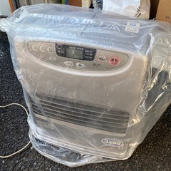 石油ストーブ　ファンヒーター