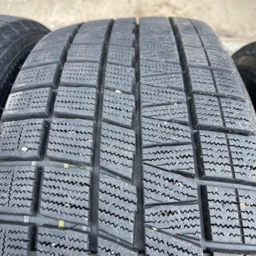 バリ山　NANKANG CORSAFA 215/50R17 スタッドレス タイヤ　2018年製　17インチ
