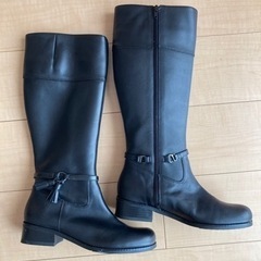 ブーツ23.5センチ
