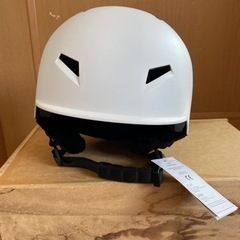 新品未使用　ジュニア用ヘルメット