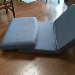 一人用ソファ(クッション？)差し上げますの画像