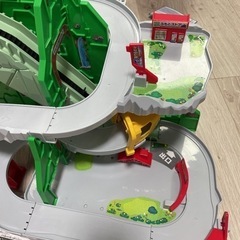 タカラトミー トミカ トンネルくぐって！やまのぼりドライブの画像