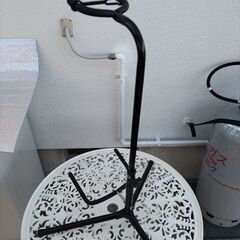 ギタースタンド(キクタニ、ミュージック)の画像