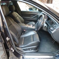 検査5年7月528i MスポーツPKG ブラックレザーシート/HDDナビ/地デジ/Bluetoothオーディオ/バックカメラ/デイライト/点検記録簿/HID/ミラーETCの画像