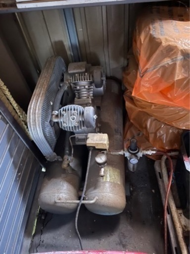 サブタンク付きコンプレッサー