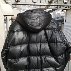 ダウンジャケット革ジャン（皮ジャン）※フードの有るレア物です。