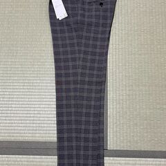 値下げ！ORIHICA　１１号　ストレッチ素材のストレートパンツ...
