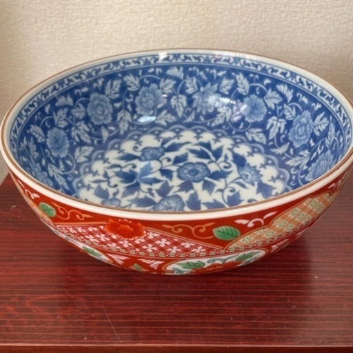 差し上げます！　有田焼　飛鳥窯　赤絵大鉢　煮物やサラダ