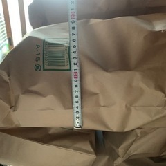 値下げ　広葉樹　コロコロ薪　配送可能　1年乾燥の画像