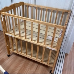 ベビーベッド