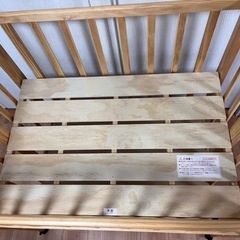 ベビーベッドの画像