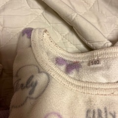 140 すみっこ　コスメ柄　あったかパジャマ　長袖パジャマセット　の画像