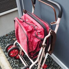 【商談中】幸和製作所 テイコブ(TacaoF) シルバーカー（高齢者歩行器、手押し車）の画像
