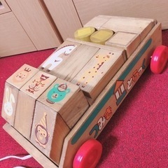 積み木　トラック　カートにもなる　玩具　木製の画像