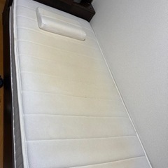 セミダブルベッド