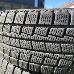 成約済み　　　　　　　　　最終値下げ、売り切り　スタッドレスタイヤ　中古　155／70r１３の画像