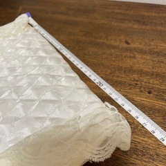キルティング　レース　白　ポーチ　袋　の画像