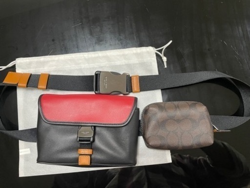 【最終値下げ】コーチ　ボディーバッグ