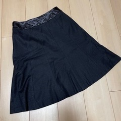 NATURAL BEAUTY BASIC 黒　スカート　XSの画像