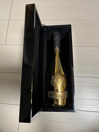 アルマンドブリニャック ブリュット ゴールド