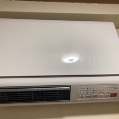 【値下げ】壁掛け脱衣所ヒーター(人感センサー搭載)の画像