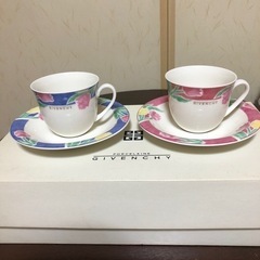 未使用品ジバンシーカップ＆ソーサー2客/デザートプレート2枚　セット　