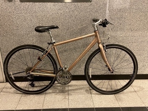 クロスバイク　GIANT ESCAPE R3