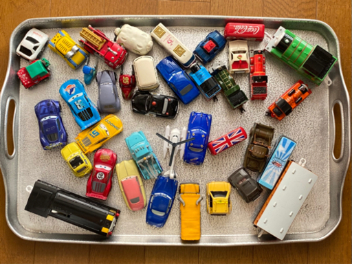 トミカ　カーズ、トーマス　etc….