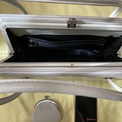 ハンドバッグ３　未使用品の画像