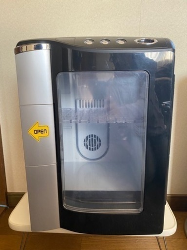 【終了】車載可能　ポータブル　冷温庫　2電源対応