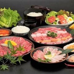 ホールスタッフ／アルバイト募集！未経験者でも歓迎☆の画像
