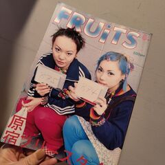 フルーツ　ストリートファッション
