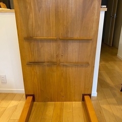 ダイニング　テーブルの画像