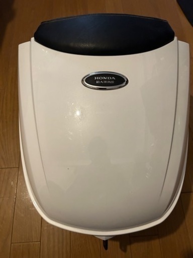 HONDA バイク　リアボックス　レザー背もたれクッション付き