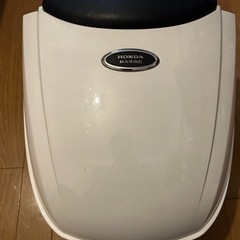 HONDA バイク　リアボックス　レザー背もたれクッション付き