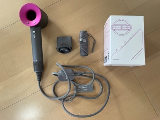 ダイソン　ドライヤー